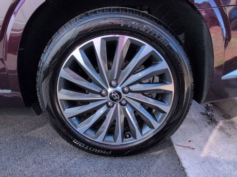 Used 2024 Hyundai Palisade Calligraphy image 14