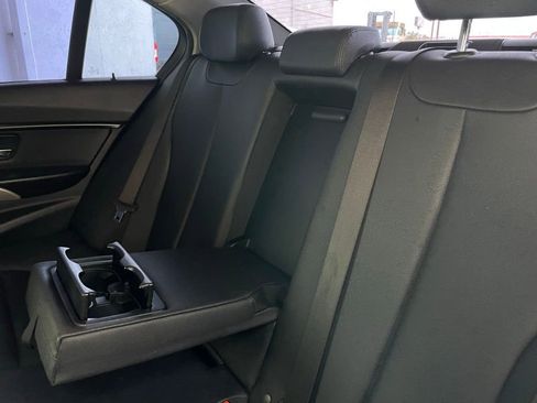 Used 2017 BMW 320i Sedan image 21