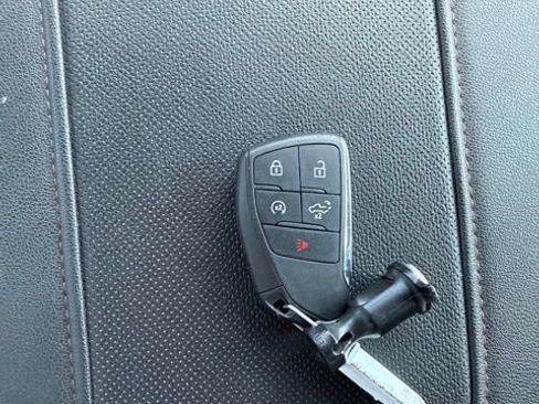 Used 2023 GMC Sierra 1500 AT4 w/ AT4 Premium Package AWD/4WD image 60