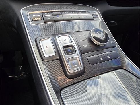 Certified 2022 Hyundai Santa Fe SEL w/ Convenience Package image 22