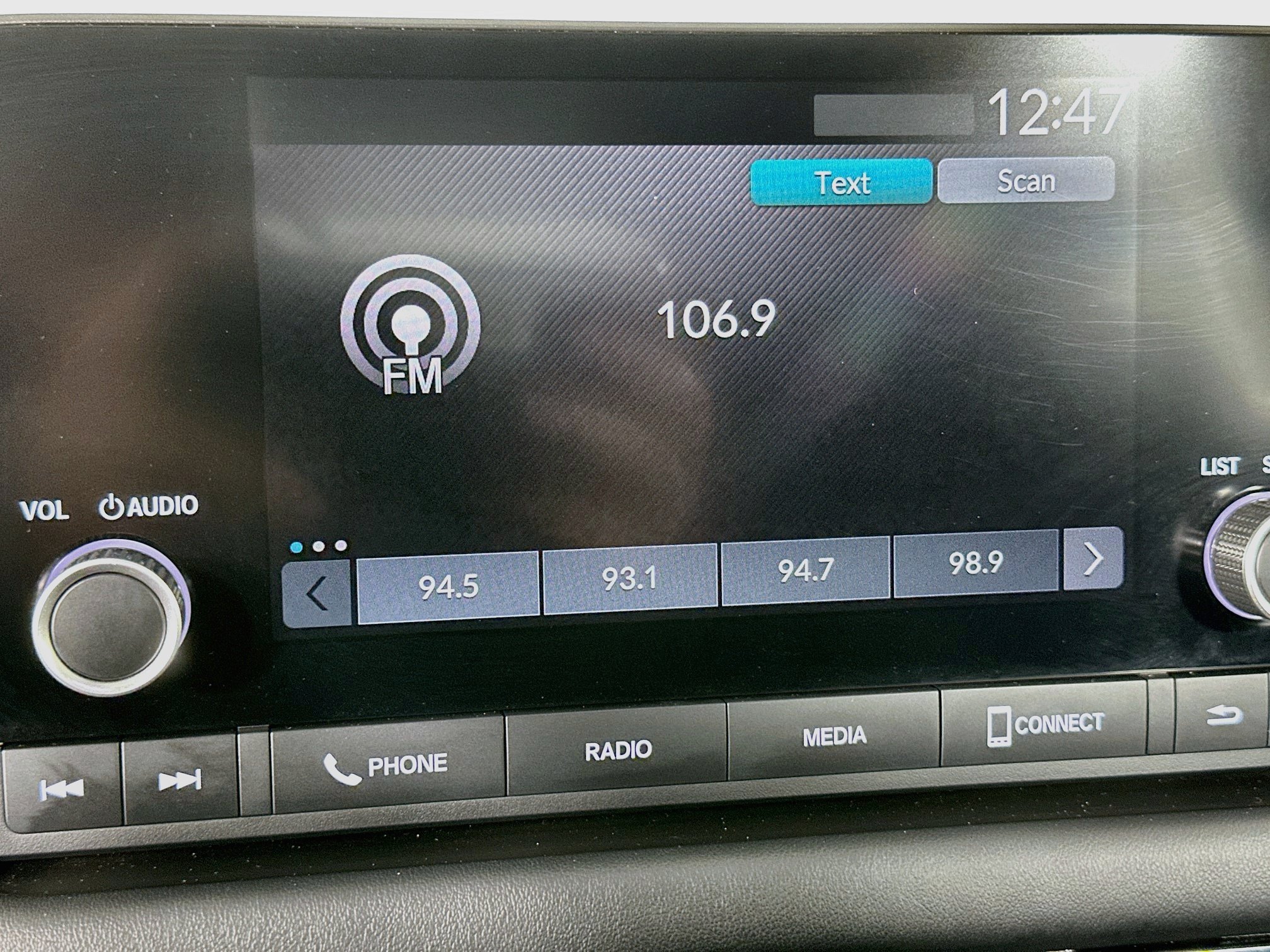 Used 2025 Honda HR-V LX image 19