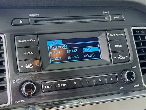 Used 2015 Hyundai Sonata SE image 30