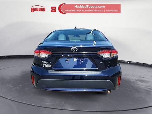 Used 2021 Toyota Corolla LE w/ Carpet Mat Package (TMS) FWD image 4