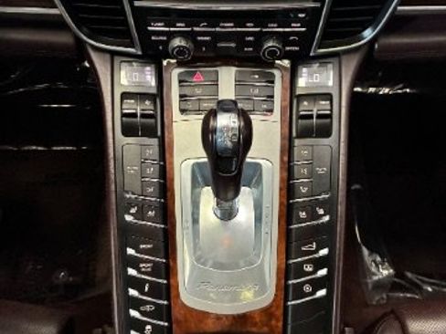 Used 2012 Porsche Panamera 4S image 26