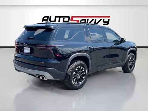 Used 2026 Chevrolet Traverse Z71 w/ Driver Confidence Package AWD/4WD image 7