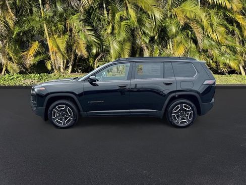 New 2026 Jeep Cherokee Laredo AWD/4WD image 2
