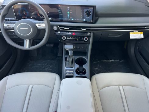 New 2026 Hyundai Sonata SE FWD image 4