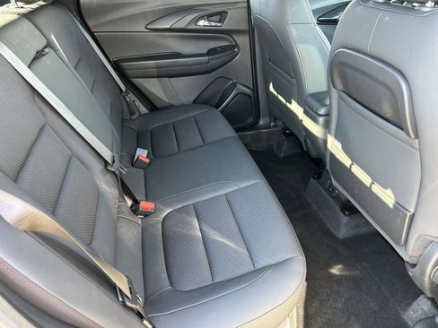 Used 2023 Chevrolet TrailBlazer RS w/ Convenience Package image 11