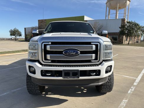 Used 2014 Ford F250 Platinum w/ FX4 Off-Road Package image 8
