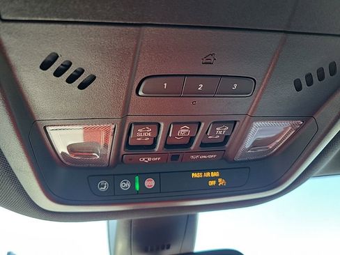 Used 2023 Buick Enclave Essence w/ Experience Buick Package image 14