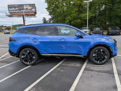 New 2026 Kia Sportage SX FWD image 2