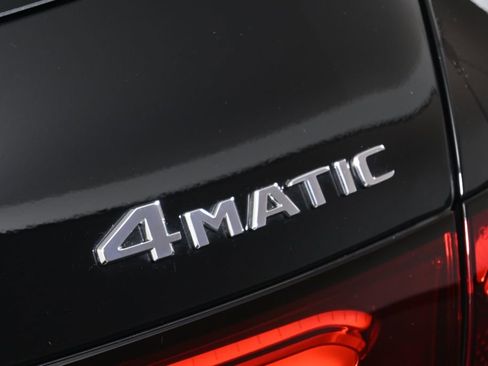 Used 2026 Mercedes-Benz GLC 300 4MATIC image 35