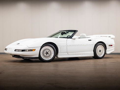 Used 1992 Chevrolet Corvette Convertible RWD image 22