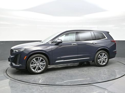 New 2025 Cadillac XT6 Premium Luxury w/ Technology Package image 3
