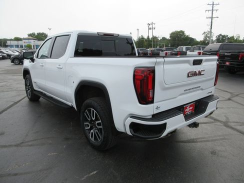 Certified 2022 GMC Sierra 1500 AT4 w/ AT4 Premium Package AWD/4WD image 10