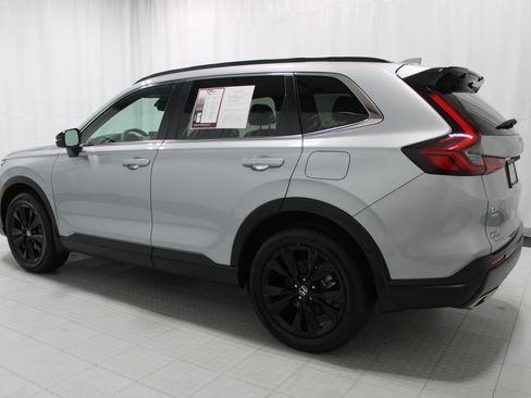 Used 2023 Honda CR-V Sport Touring image 8