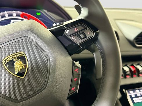 Used 2023 Lamborghini Huracan Tecnica image 19