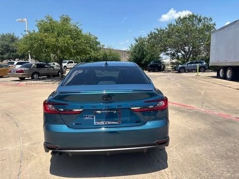 Used 2026 Toyota Camry SE w/ Convenience Package FWD image 6
