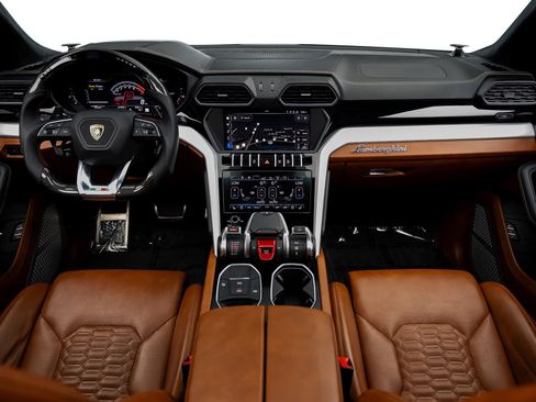 Used 2019 Lamborghini Urus AWD/4WD image 40