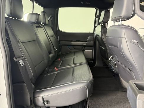 Certified 2024 Ford F150 Lariat image 31