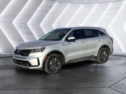 Used 2021 Kia Sorento EX image 3