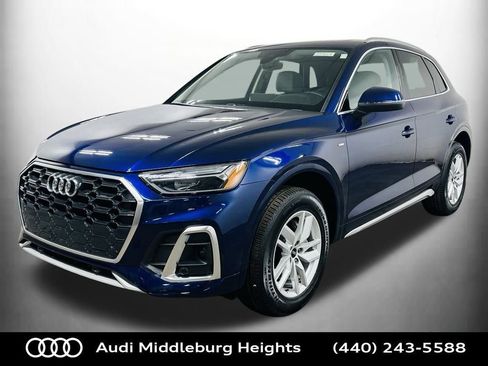 Certified 2023 Audi Q5 2.0T Premium w/ Convenience Package image 4