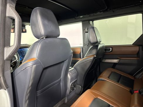 Used 2022 Ford Bronco Outer Banks image 28