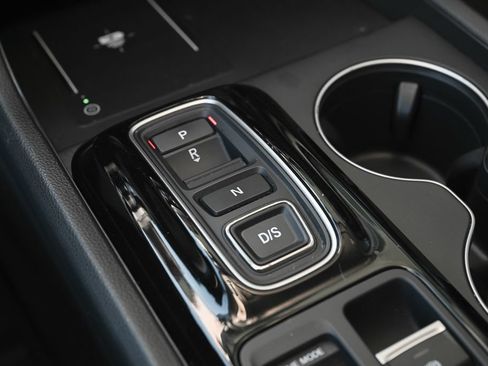 Used 2025 Honda Pilot EX-L image 35