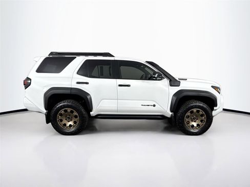 Certified 2025 Toyota 4Runner Trailhunter image 11
