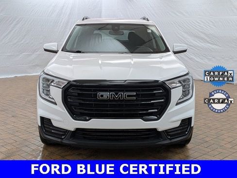 Used 2022 GMC Terrain SLE w/ Driver Convenience Package image 2