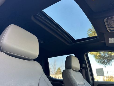 Used 2022 Chevrolet Silverado 1500 LTZ w/ LTZ Premium Package image 19