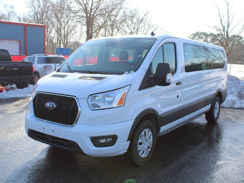 Used 2022 Ford Transit 350 XLT image 4