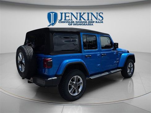 Used 2022 Jeep Wrangler Unlimited Sahara w/ Safety Group image 3