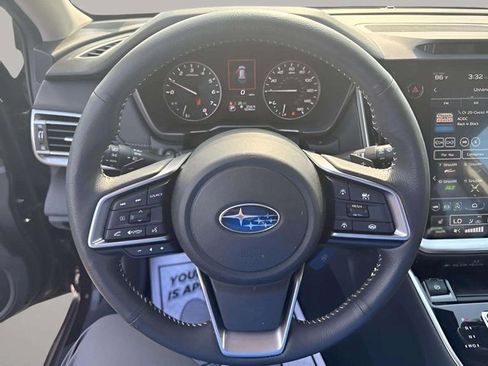 Used 2025 Subaru Outback Limited image 9