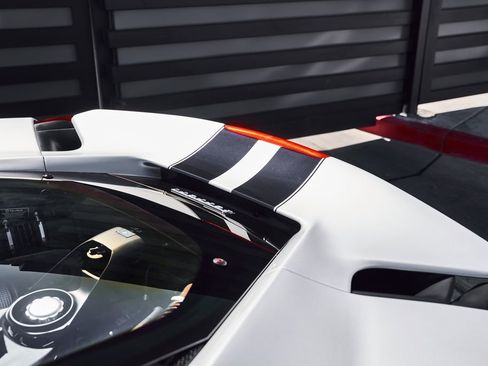 Used 2020 Ferrari 488 Pista Coupe RWD image 11