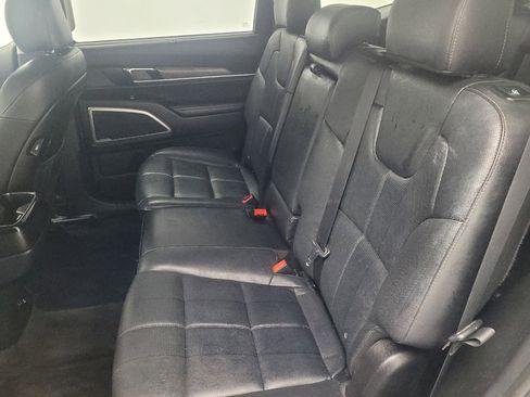 Used 2021 Kia Telluride EX image 18