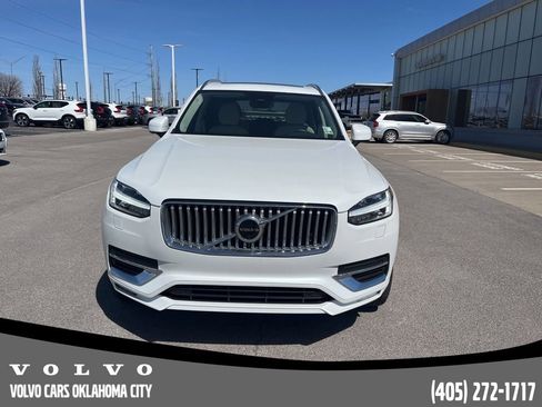 Used 2023 Volvo XC90 B6 Plus w/ Protection Package Premier image 2