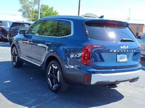 Used 2024 Kia Telluride S w/ S Sunroof Package AWD/4WD image 2