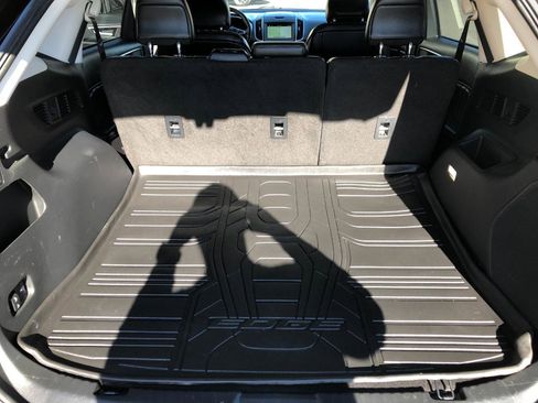 Used 2017 Ford Edge Sport w/ Technology Package image 31