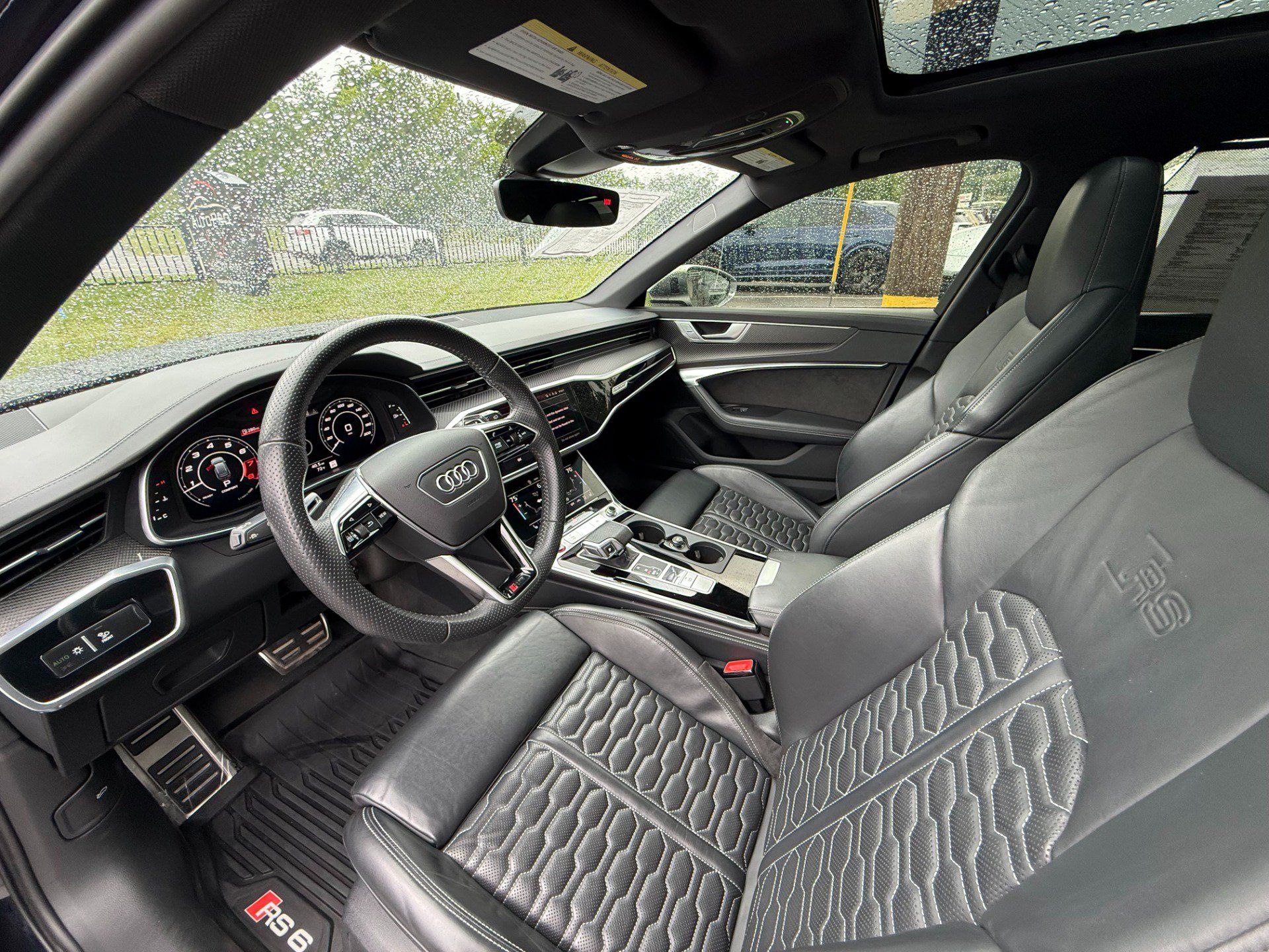 Used 2021 Audi RS 6 AWD/4WD image 9