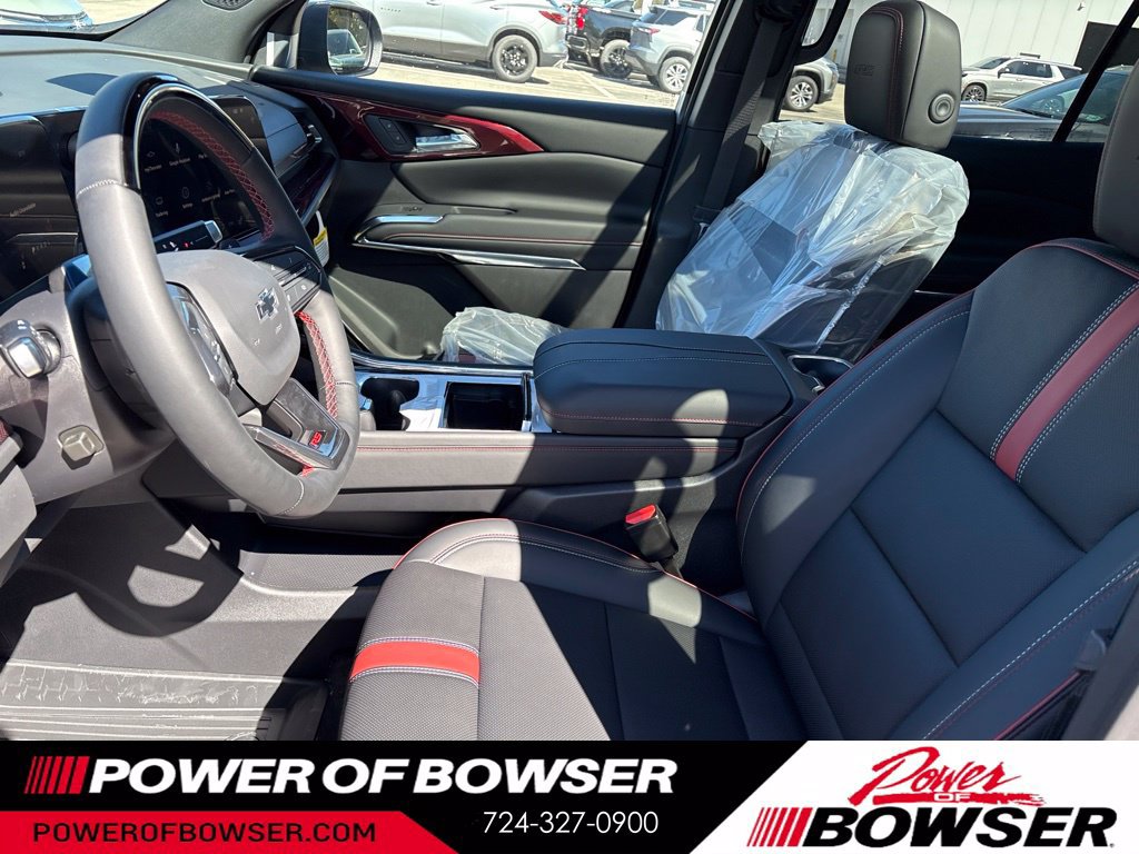 New 2027 Chevrolet Traverse RS w/ LPO, Floor Liner Package AWD/4WD image 5