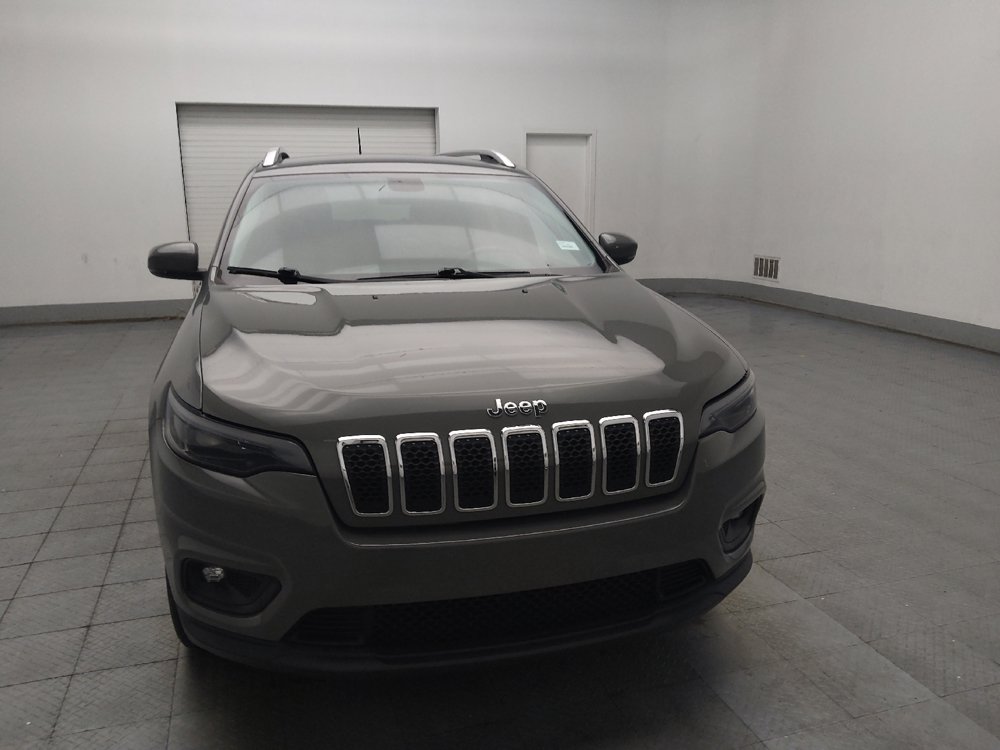 Used 2019 Jeep Cherokee Latitude Plus w/ Cold Weather Group AWD/4WD image 14