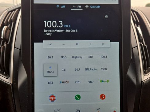 Certified 2024 Ford Edge SEL w/ Convenience Package AWD/4WD image 17