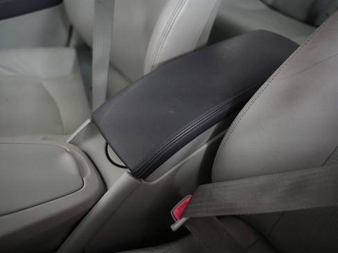 Used 2011 Toyota Prius Four w/ Solar Roof Pkg FWD image 29