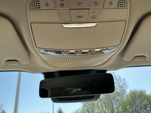Used 2022 Mercedes-Benz GLC 300 4MATIC w/ Premium Package Lite image 36