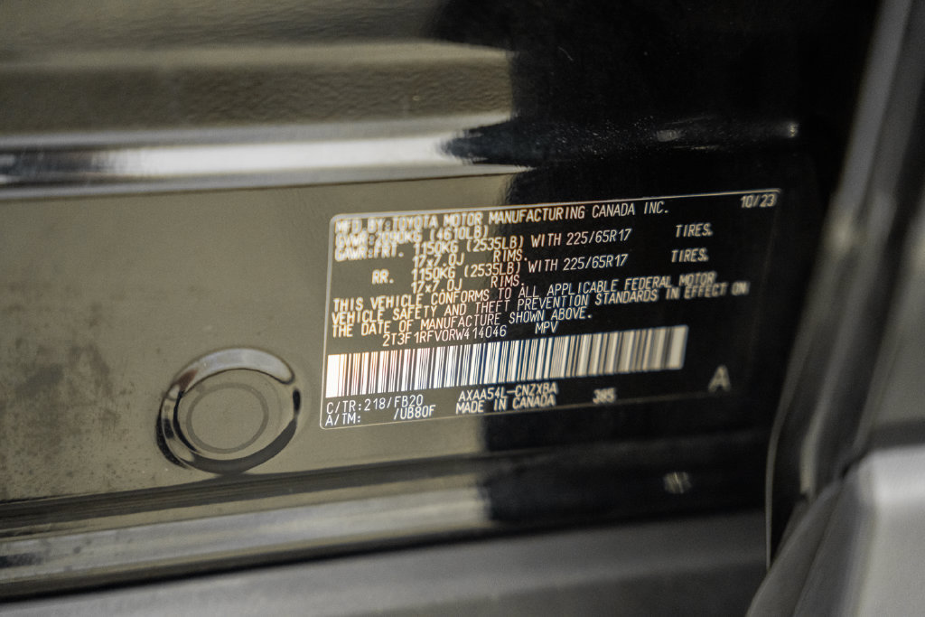 Certified 2024 Toyota RAV4 LE AWD/4WD image 32