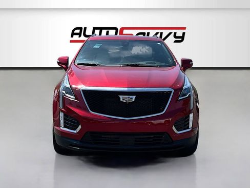 Used 2022 Cadillac XT5 Sportv w/ Technology Package AWD/4WD image 2