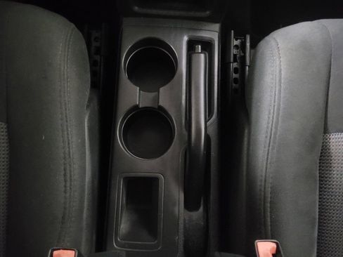 Used 2015 Jeep Patriot Sport image 26