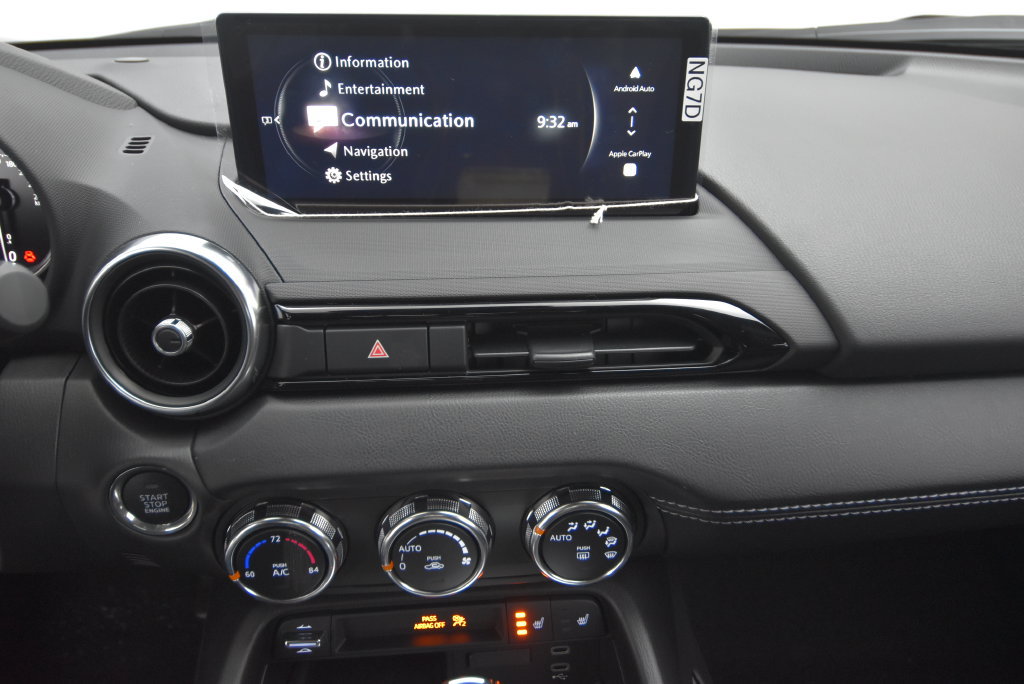 Used 2025 MAZDA MX-5 Miata RF Grand Touring RWD image 33