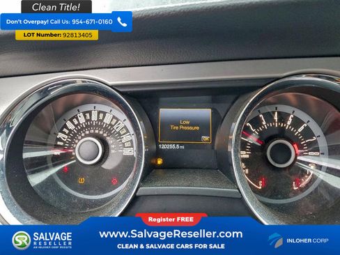 Used 2013 Ford Mustang Premium image 12